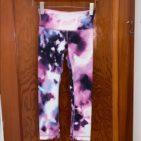 lululemon athletica Pants - lululemon crop Wunder Under